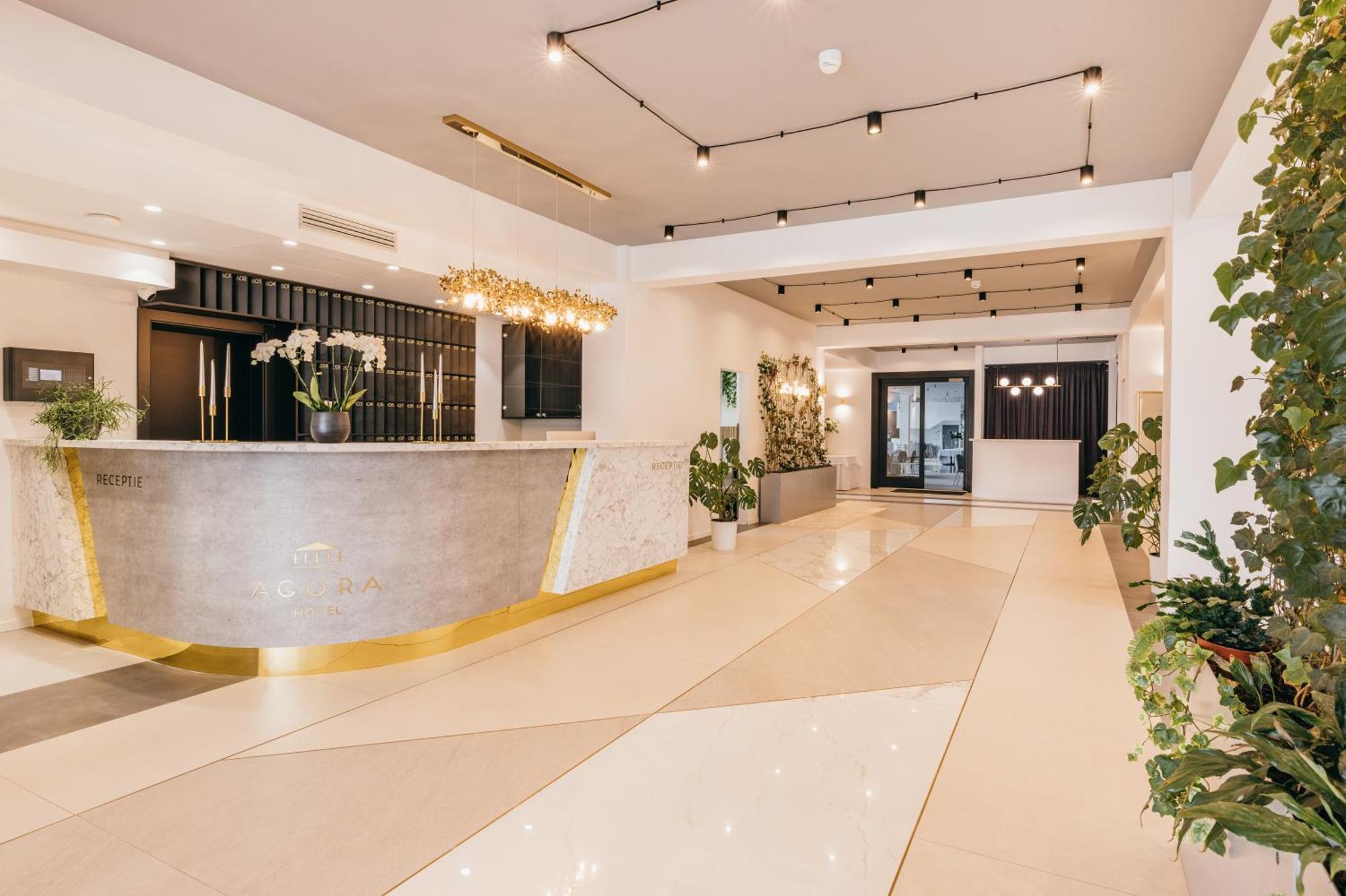 Hotel Agora Mures Тиргу-Муреш Екстер'єр фото