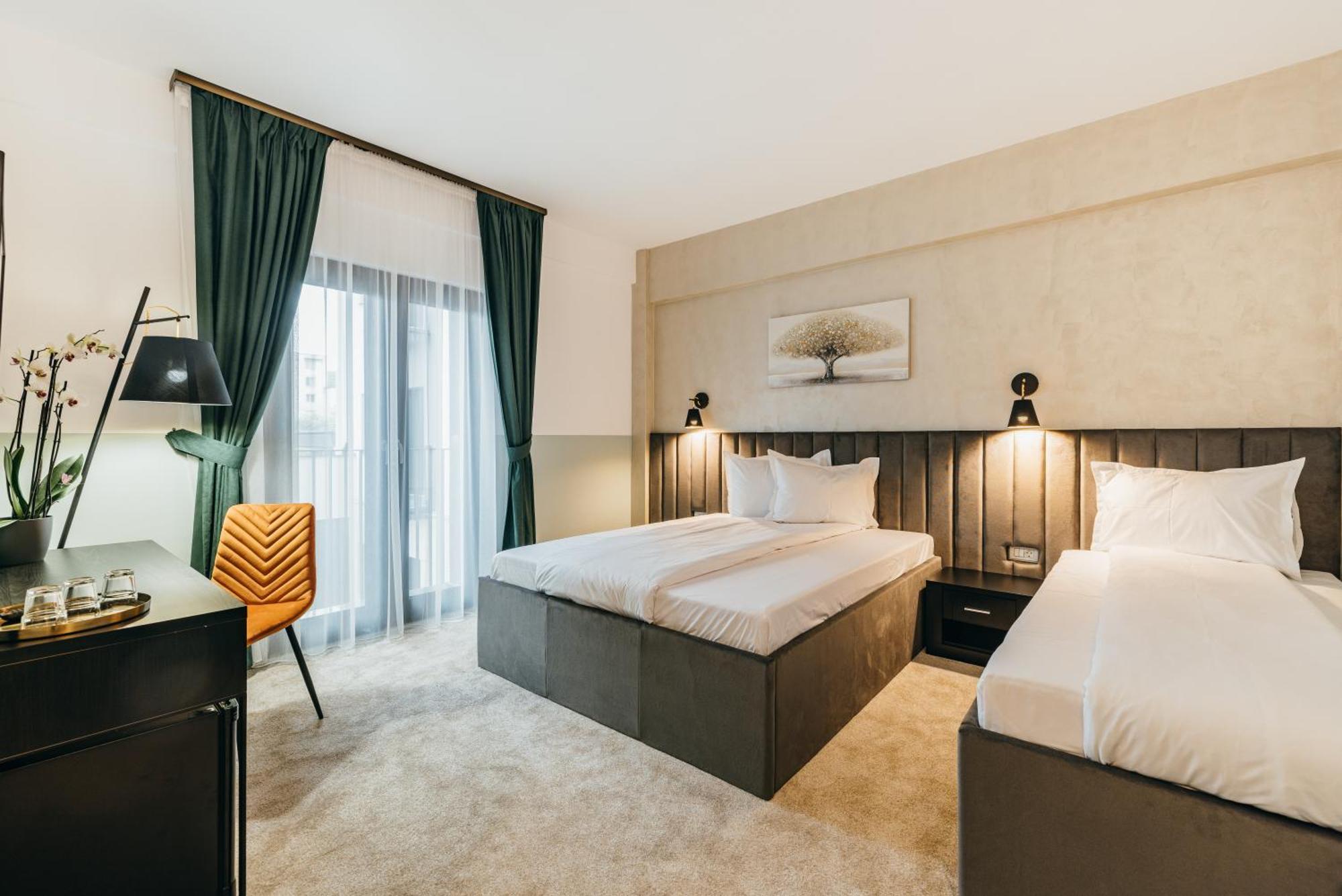 Hotel Agora Mures Тиргу-Муреш Екстер'єр фото