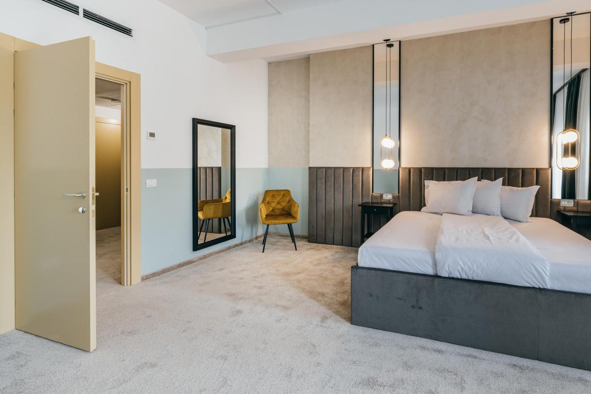 Hotel Agora Mures Тиргу-Муреш Екстер'єр фото